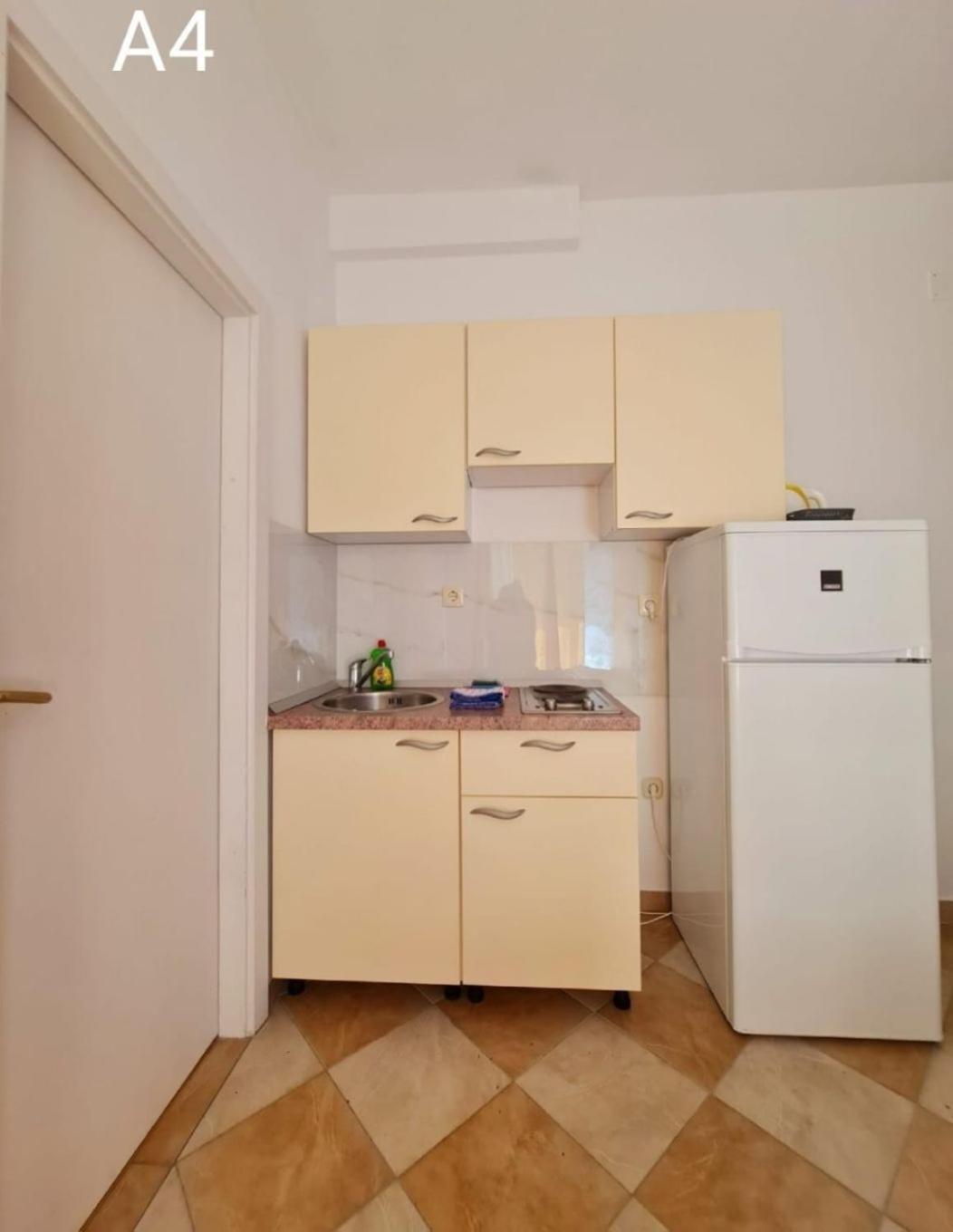 Apartments More Živogošće Екстериор снимка